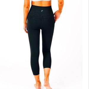 Lot OF 2 Like NEW  ZYIA ACTIVE leggings yoga swim active pants 12 L XL